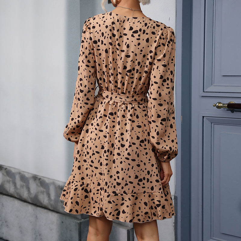 Damen Kleid mit V-Ausschnitt und Taillengürtel - J&B - 4 - Jasminaboutique.com