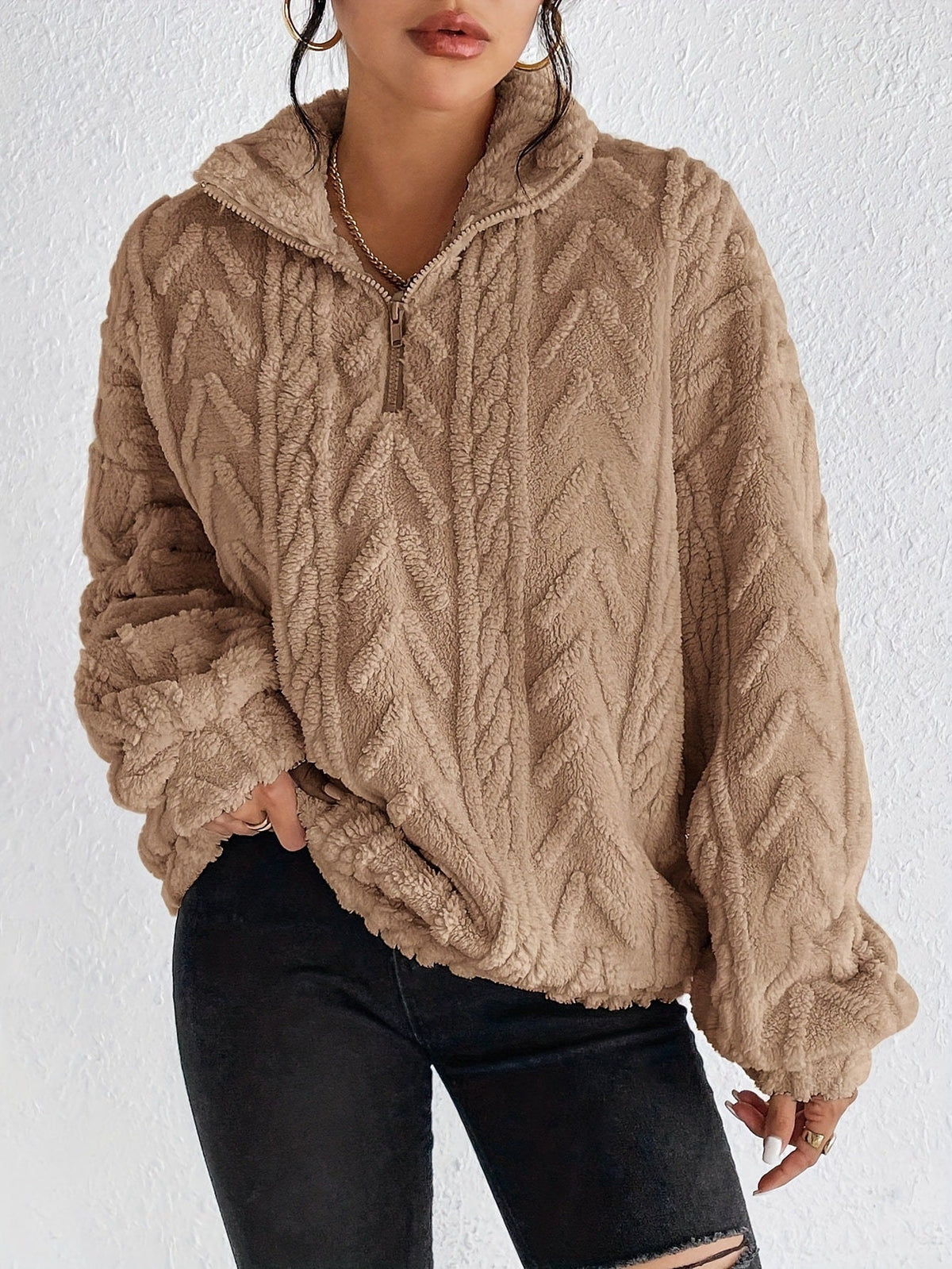 Damen Oversized-Pullover mit hohem Kragen und Zopfmuster - J&B - 7 - Jasminaboutique.com