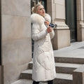 Damen Langer Steppmantel mit Kapuze und Fellkragen - J&B - 3 - Jasminaboutique.com