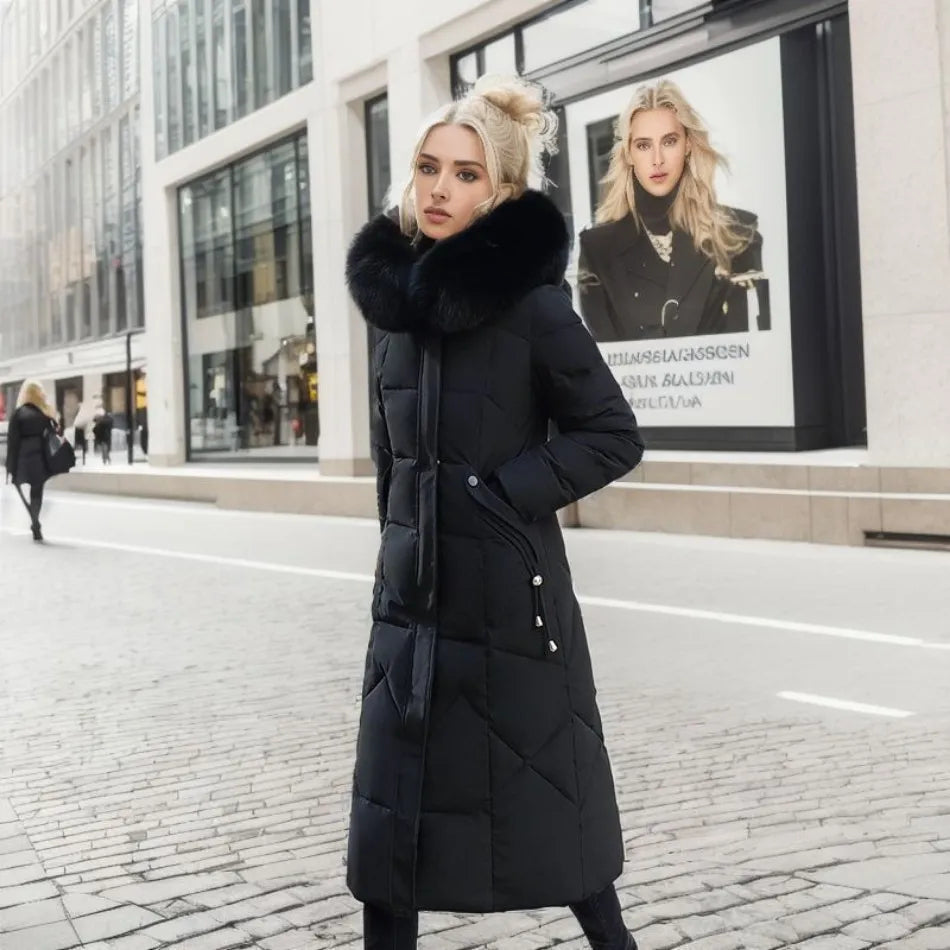 Damen Langer Steppmantel mit Kapuze und Fellkragen - J&B - 7 - Jasminaboutique.com