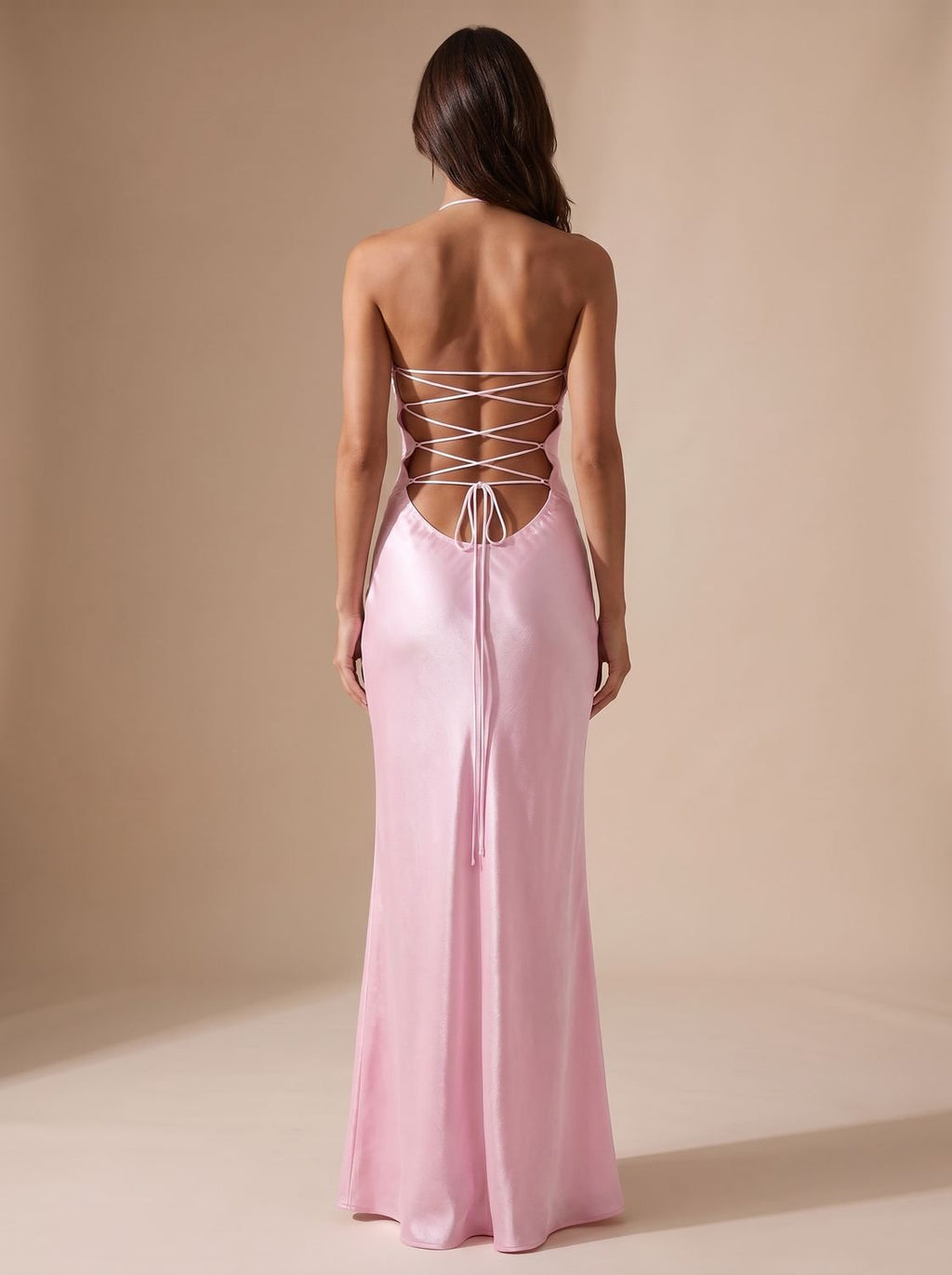 Maxikleid Damen mit Halterneck und eleganten Details - J&B - 7 - Jasminaboutique.com
