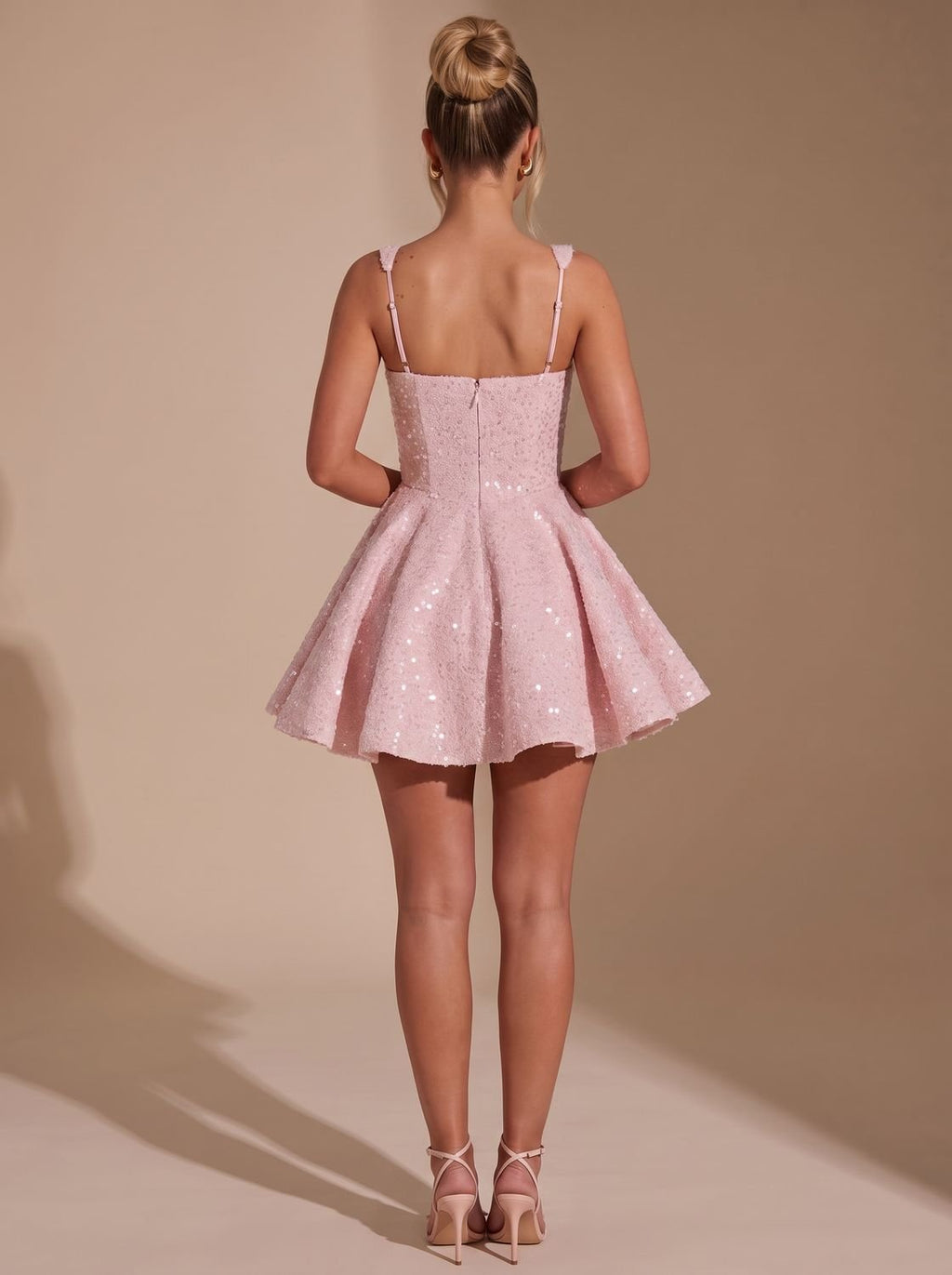 Kleid Damen mit weitem Schnitt und dekorativem Detail - J&B - 5 - Jasminaboutique.com