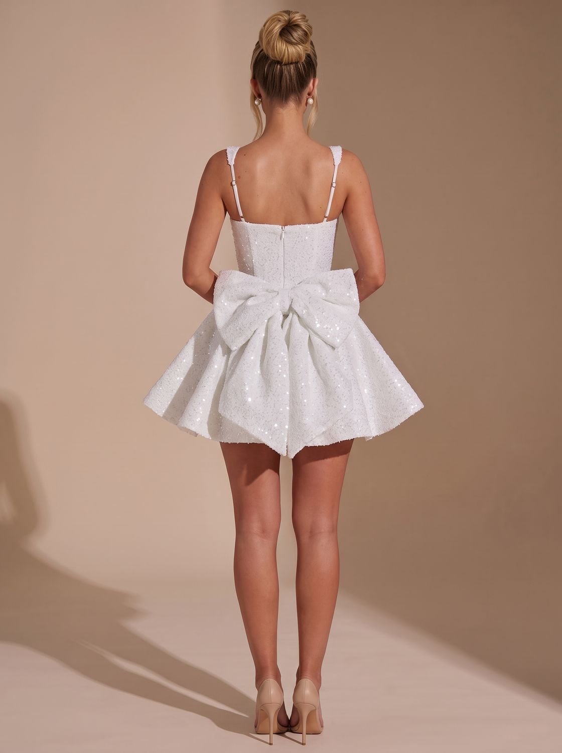 Kleid Damen mit weitem Schnitt und dekorativem Detail - J&B - 11 - Jasminaboutique.com