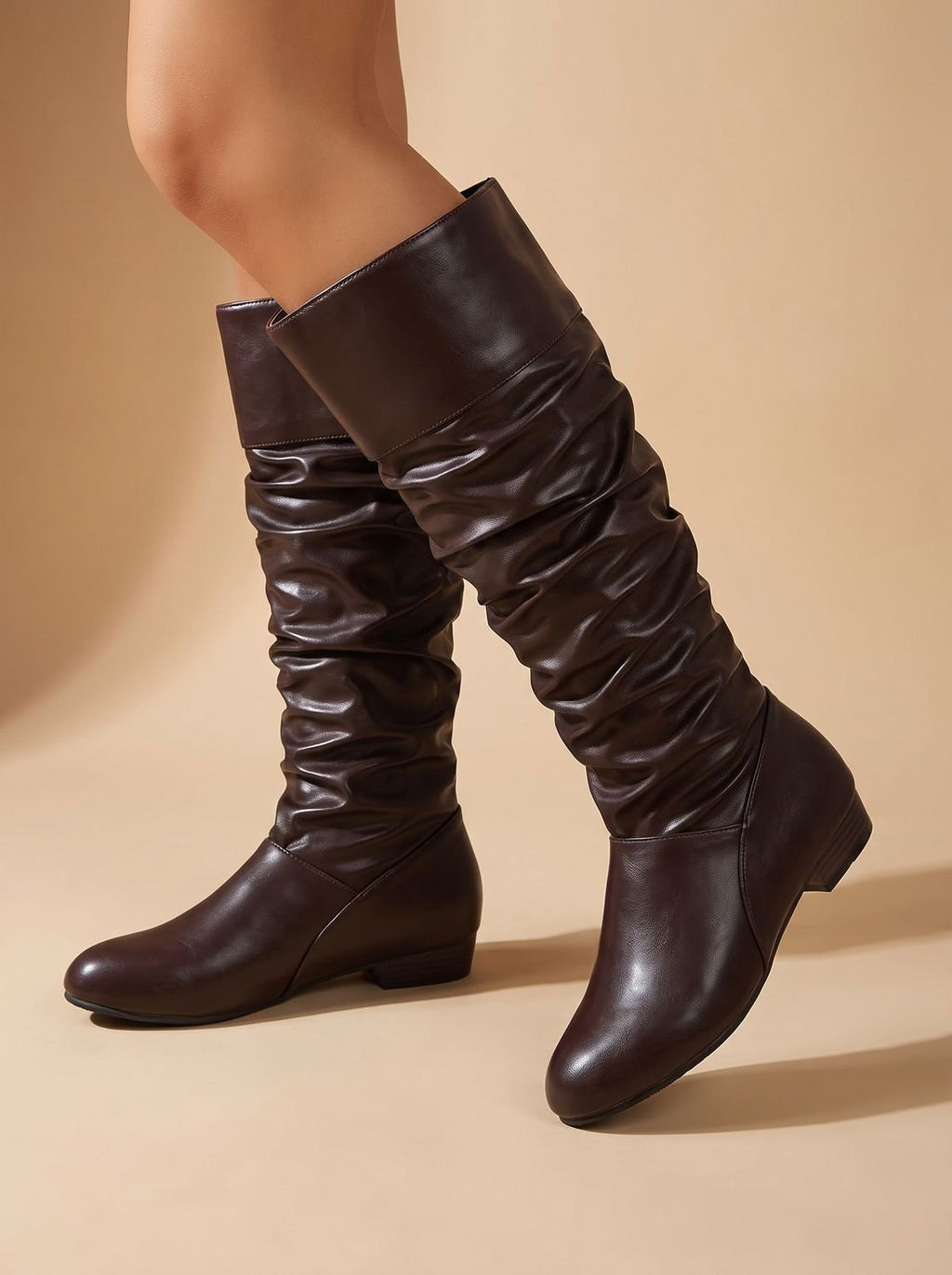 Stiefel Damen mit lässigem Schnitt und niedrigem Blockabsatz - J&B - 3 - Jasminaboutique.com