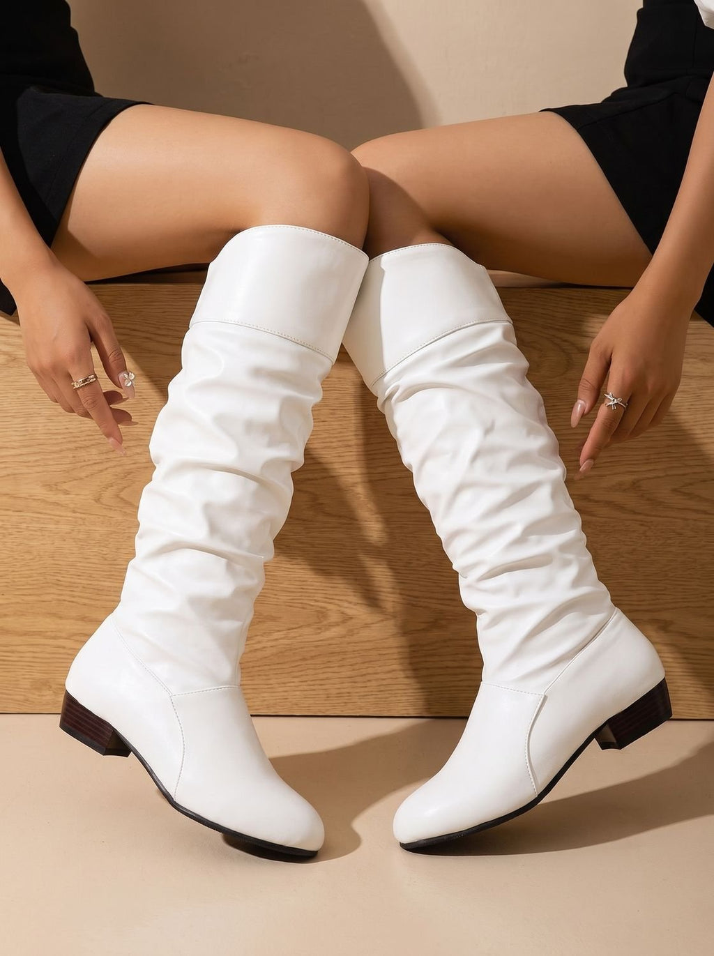 Stiefel Damen mit lässigem Schnitt und niedrigem Blockabsatz - J&B - 10 - Jasminaboutique.com
