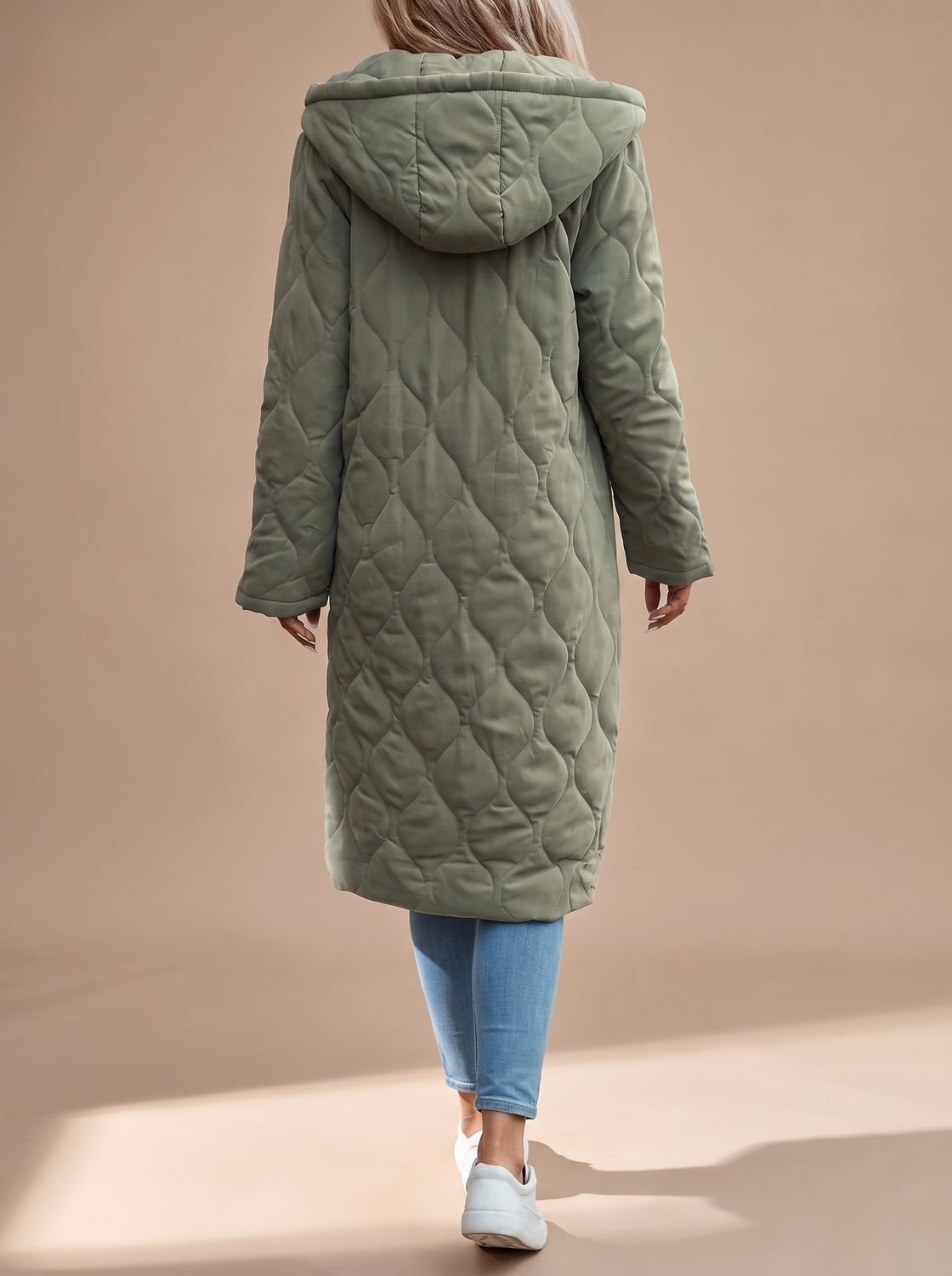 Damen Wintermantel mit Kapuze und Reißverschluss - J&B - 5 - Jasminaboutique.com