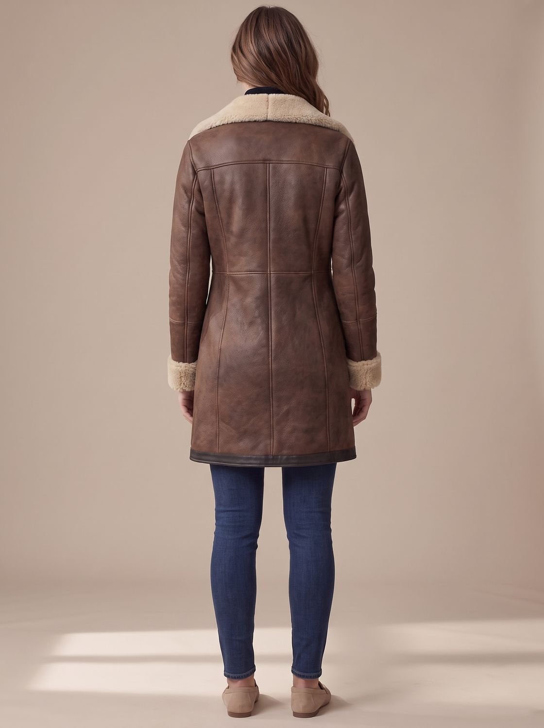 Damen Mantel mit asymmetrischem Reißverschluss und Kragen aus Kunstfell - J&B - 4 - Jasminaboutique.com