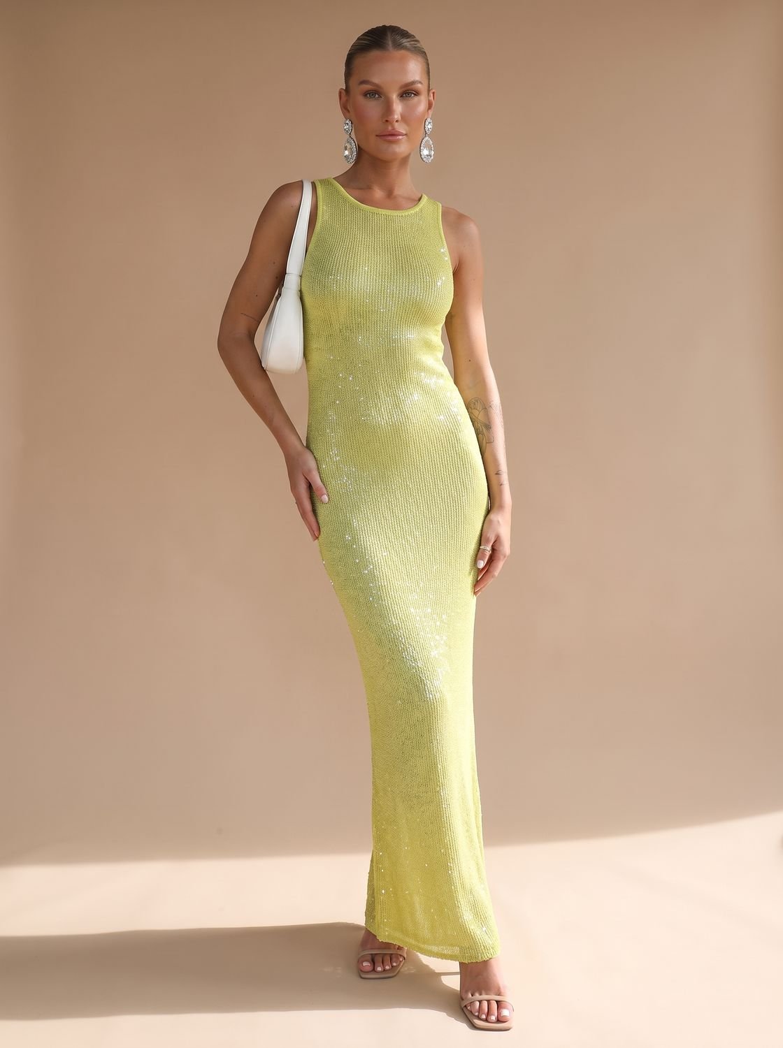 Maxikleid Damen mit Rundhalsausschnitt und figurbetontem Schnitt - J&B - 6 - Jasminaboutique.com