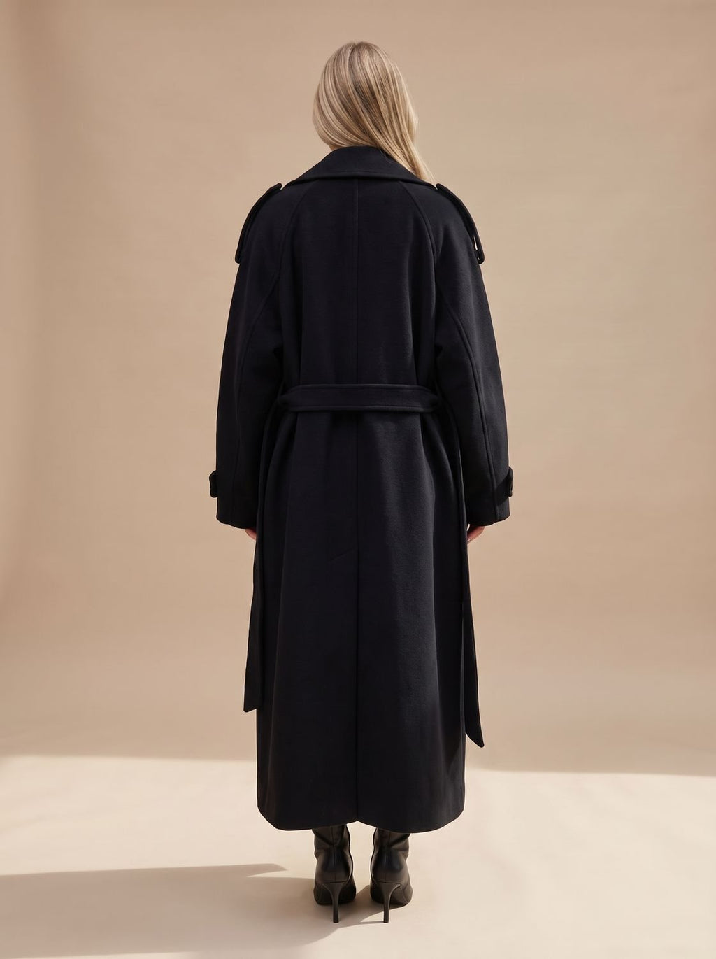 Damen Trench Coat mit Gürtel und lässigem Schnitt - 4 - Jasminaboutique.com