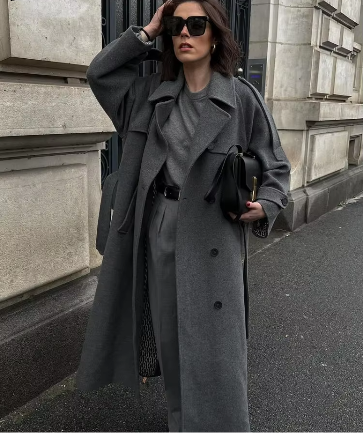 Damen Trenchcoat mit langer Silhouette und eleganten Details - 10 - Jasminaboutique.com