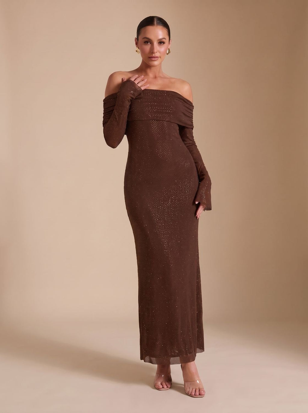 Maxikleid Damen mit schulterfreiem Schnitt und langen Ärmeln - 2 - Jasminaboutique.com