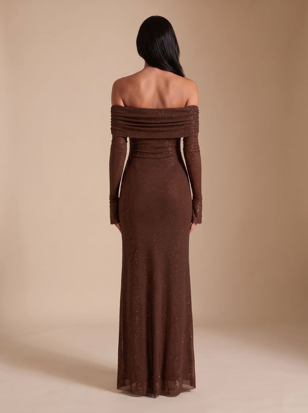 Maxikleid Damen mit schulterfreiem Schnitt und langen Ärmeln - 5 - Jasminaboutique.com