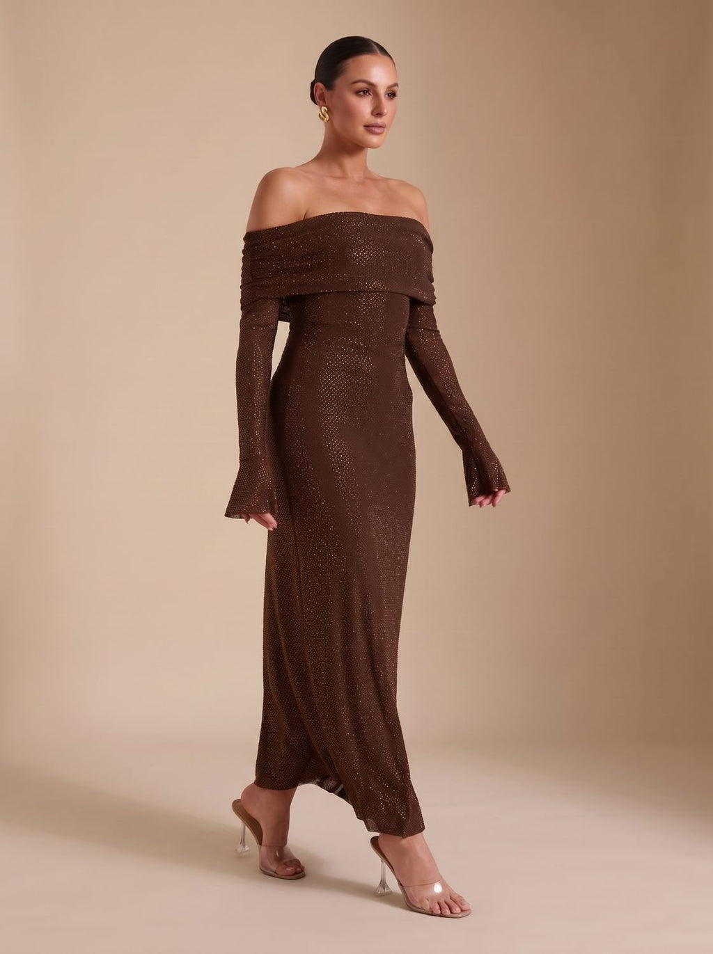 Maxikleid Damen mit schulterfreiem Schnitt und langen Ärmeln - 8 - Jasminaboutique.com