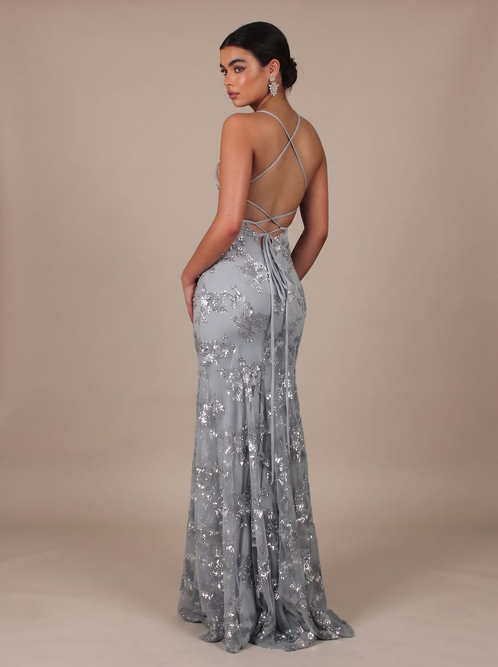 Maxikleid Damen mit tiefem V-Ausschnitt und Rückenausschnitt - 4 - Jasminaboutique.com