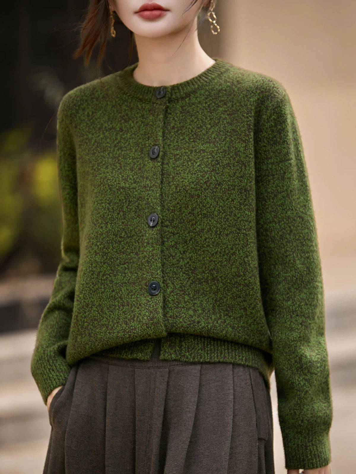Cardigan Damen mit Rundhalsausschnitt und Knopfleiste - 5 - Jasminaboutique.com