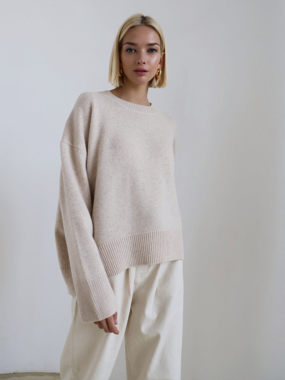 Pullover Damen mit Rundhalsausschnitt - 2 - Jasminaboutique.com