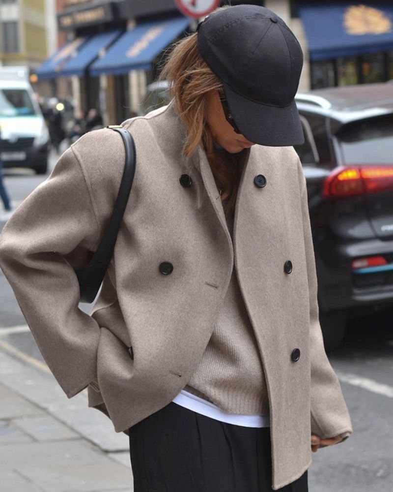 Oversized Mantel Damen - Doppelreihig & Elegant - 1 - Jasminaboutique.com