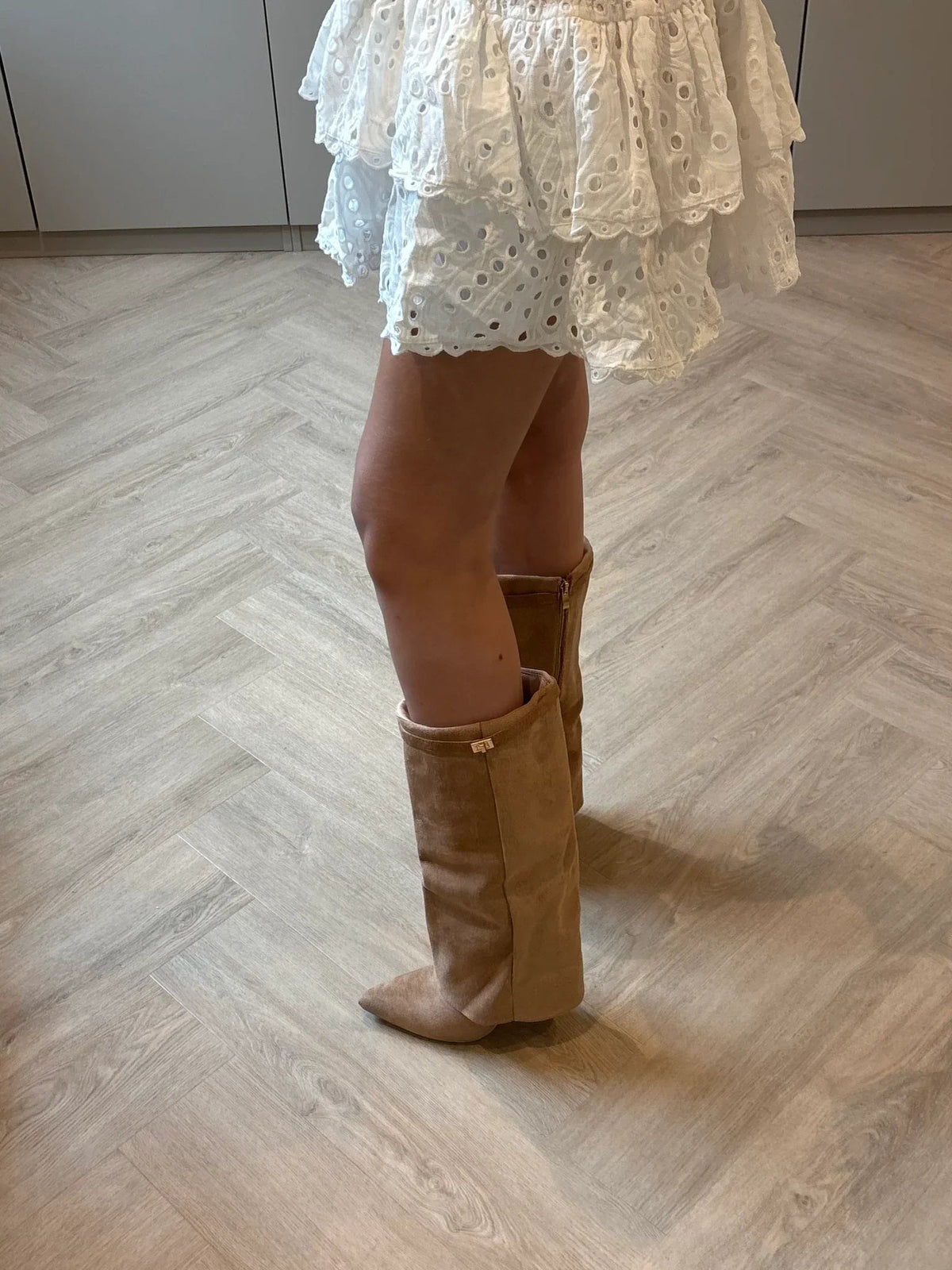 Stiefel Damen mit Absatz und elegantem Design - 11 - Jasminaboutique.com