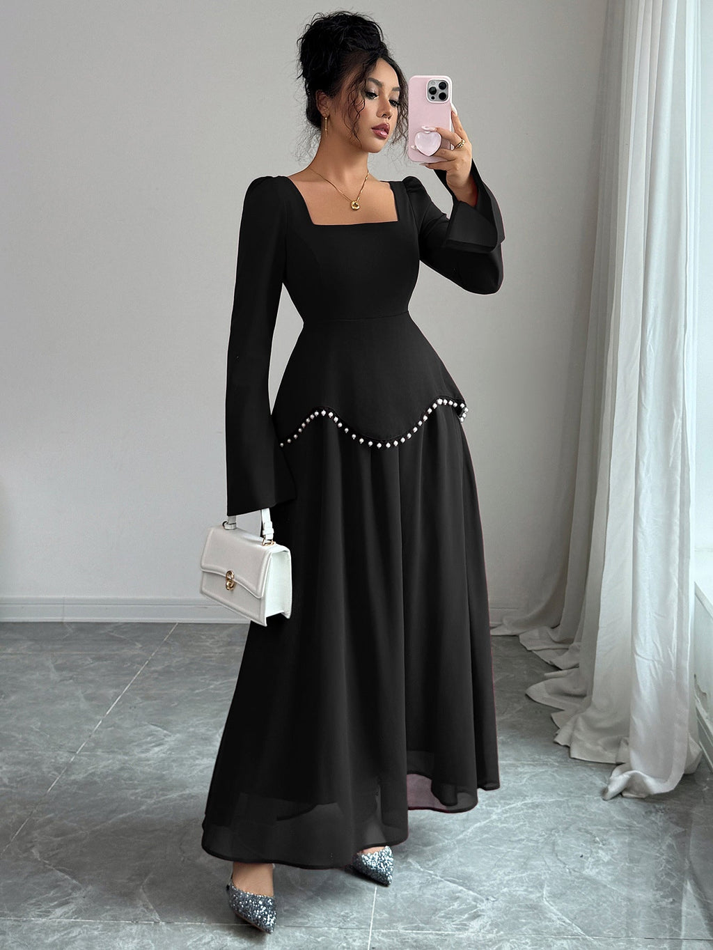 Maxikleid Damen mit quadratischem Ausschnitt und Glockenärmeln - 10 - Jasminaboutique.com