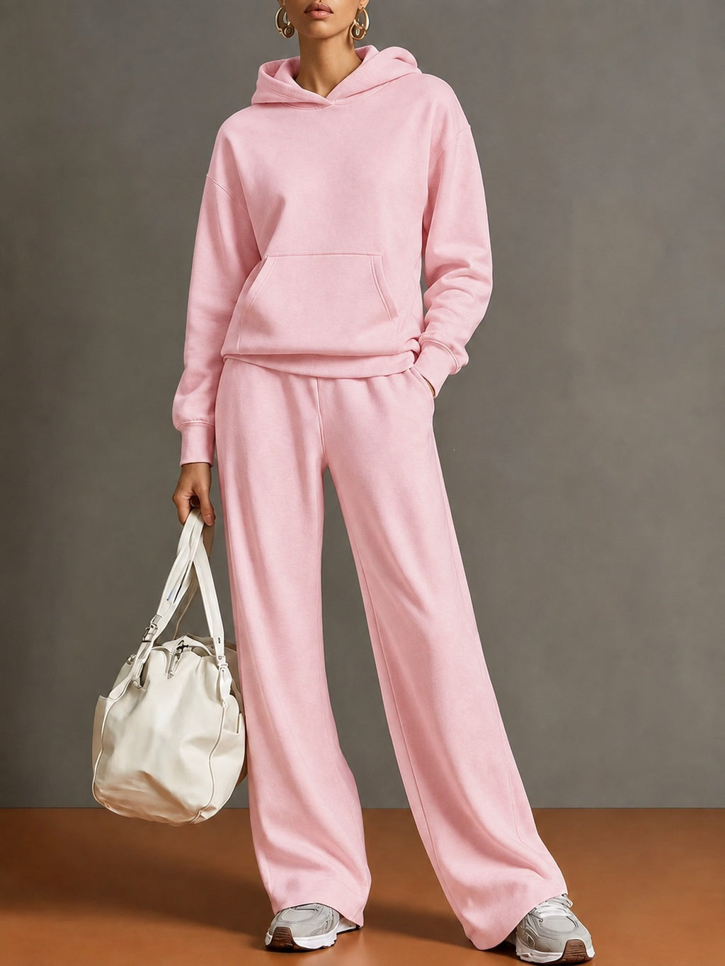 Lounge Set Damen mit Kapuze und weitem Bein - 1 - Jasminaboutique.com