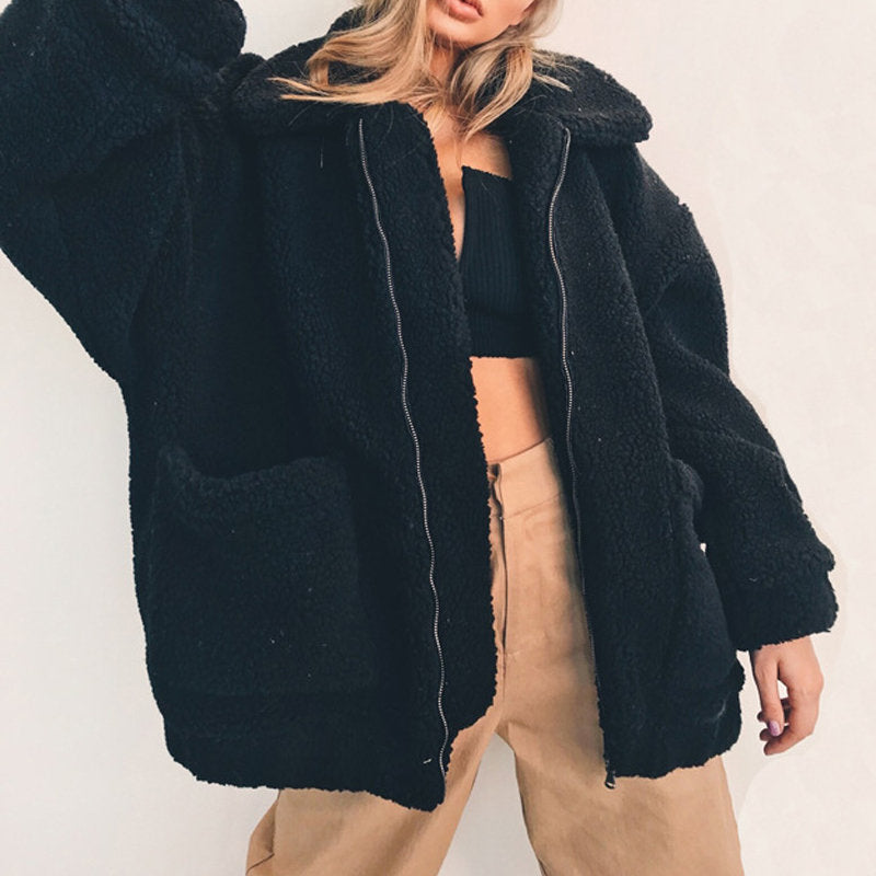 Flauschiger Mantel Damen mit Taschen und Stehkragen - 10 - Jasminaboutique.com