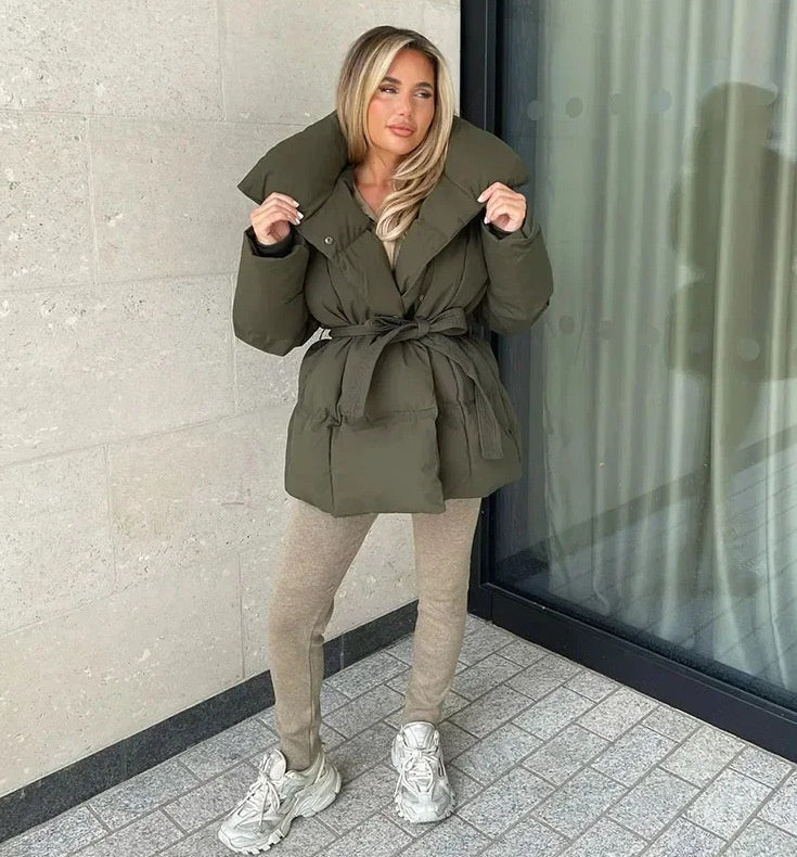 Winterjacke Damen mit Gürtel, Oversized Schnitt und großem Kragen - 6 - Jasminaboutique.com