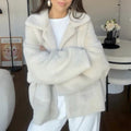 Flauschiger Wintermantel Damen mit Revers und Taschen - 3 - Jasminaboutique.com
