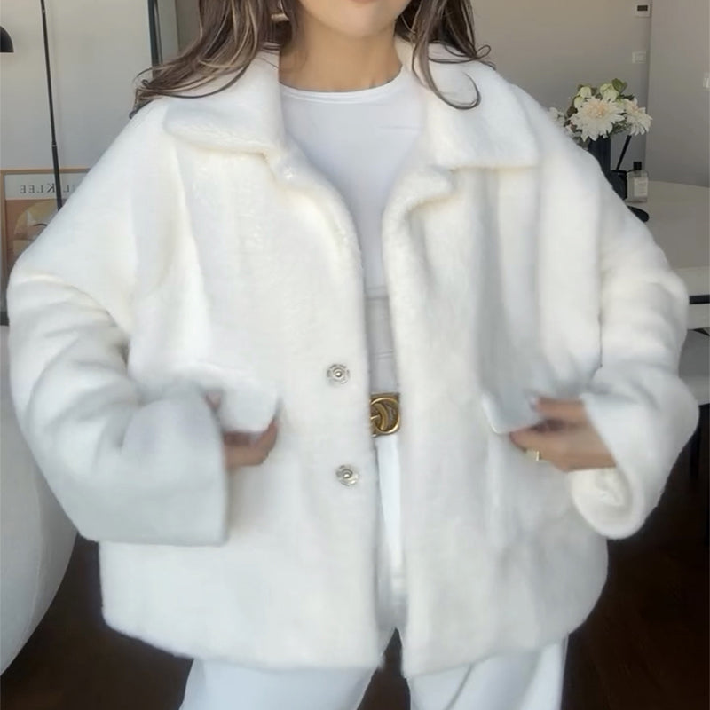 Flauschiger Wintermantel Damen mit Revers und Taschen - 6 - Jasminaboutique.com