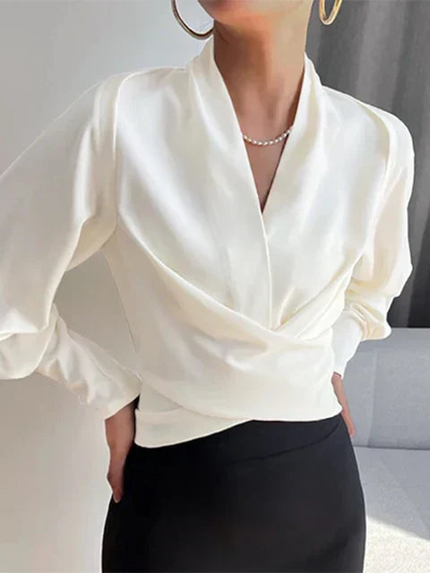 Bluse Damen mit Wickeloptik und eleganten Puffärmeln - 2 - Jasminaboutique.com