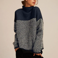 Pullover Damen mit Stehkragen und Chevron-Muster - 1 - Jasminaboutique.com