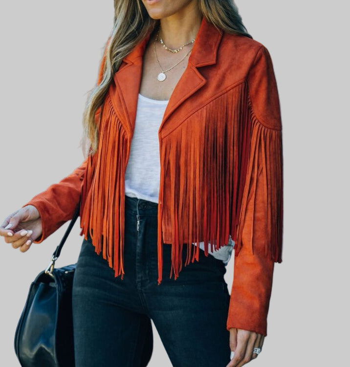 Fransenjacke Damen mit tailliertem Schnitt und auffälligen Fransen - 2 - Jasminaboutique.com