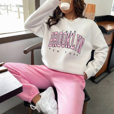 Hoodie Damen mit Aufdruck Brooklyn und lässigem Schnitt - 10 - Jasminaboutique.com