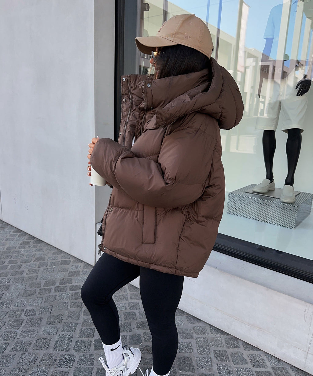 Pufferjacke Damen mit Kapuze und Oversize-Schnitt - 6 - Jasminaboutique.com
