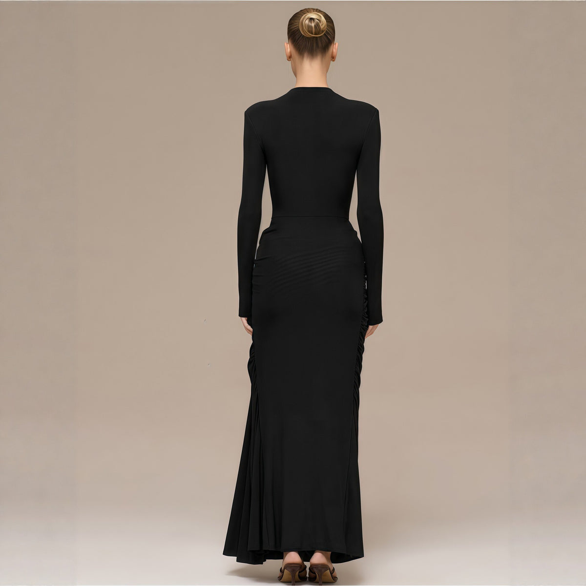 Kleid Damen Bodycon mit asymmetrischem Design - 3 - Jasminaboutique.com