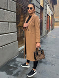 Wollmantel Damen Lang mit taillierendem Design - 7 - Jasminaboutique.com