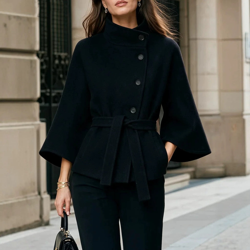 Damenmantel mit ausgestellten Ärmeln und schrägen Knöpfen - 3 - Jasminaboutique.com