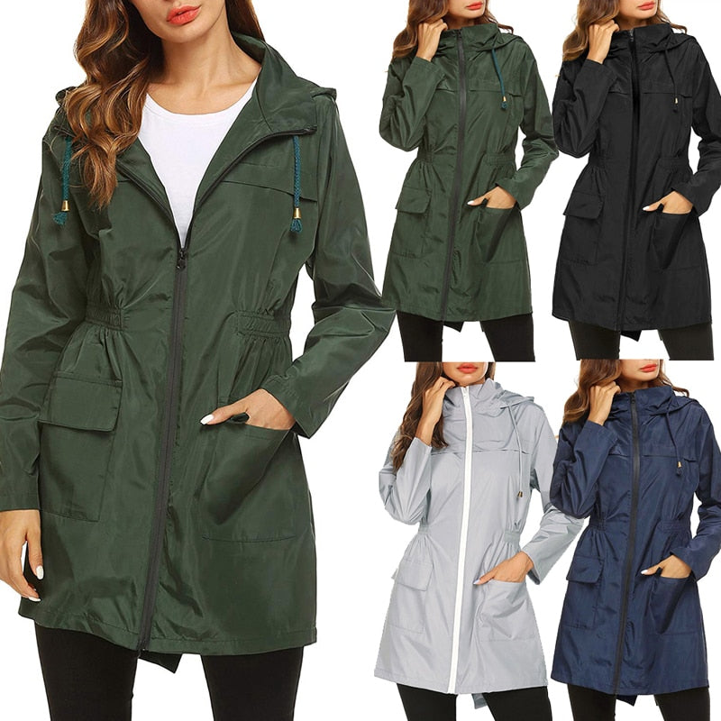 Regenjacke Damen mit Kapuze und seitlichen Taschen | J&B - 3 - Jasminaboutique.com