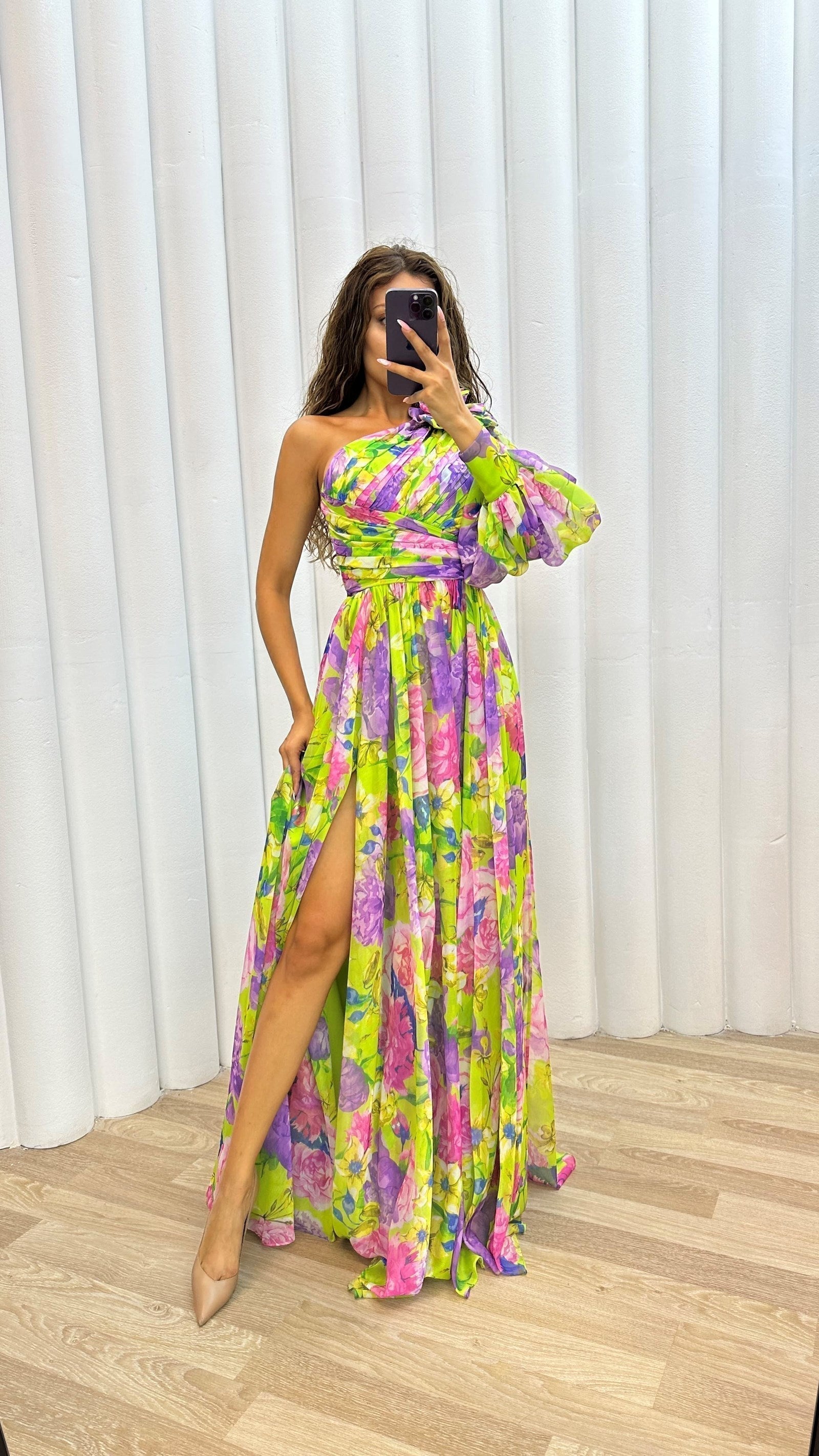 Ariana – Women Maxi Floral Dress - Image 4