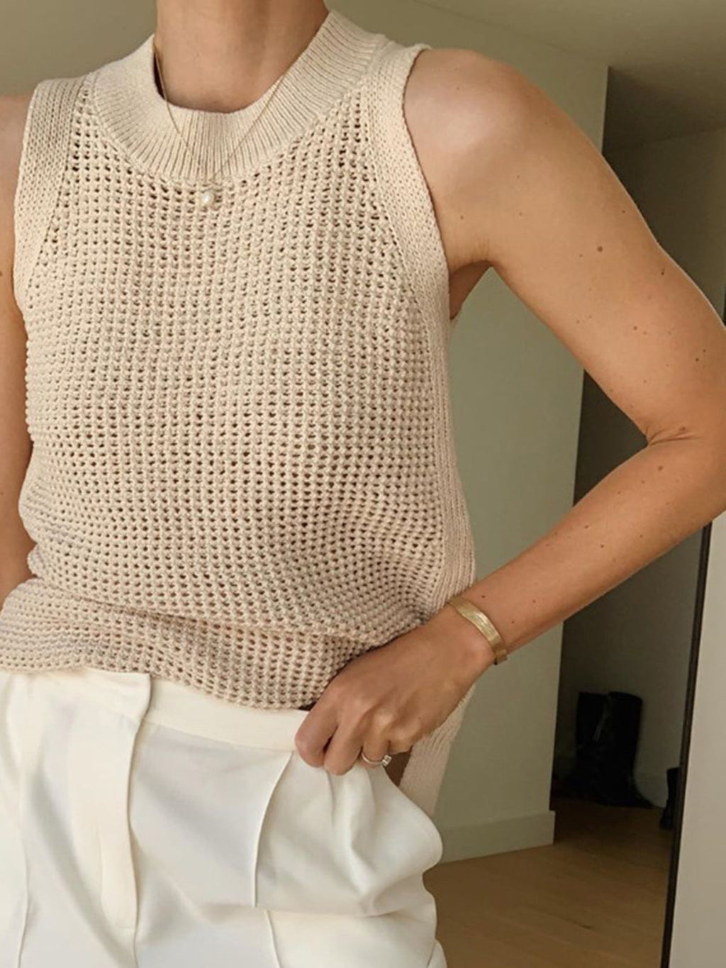 Bella – Women Knitted Sleeveless Top - Image 2