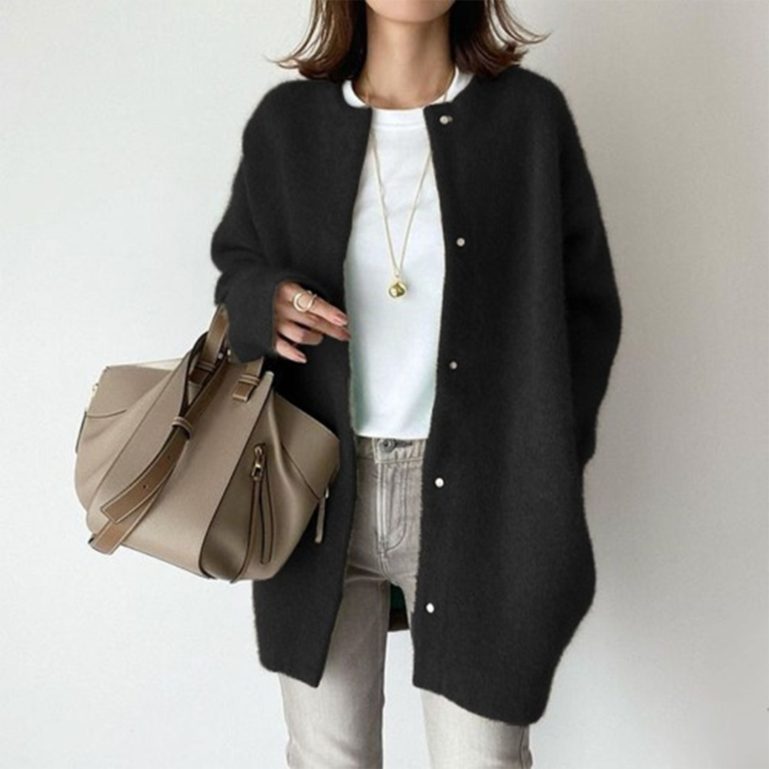Soft Women's Jacket with Button Closure and Relaxed Fit - Image 5