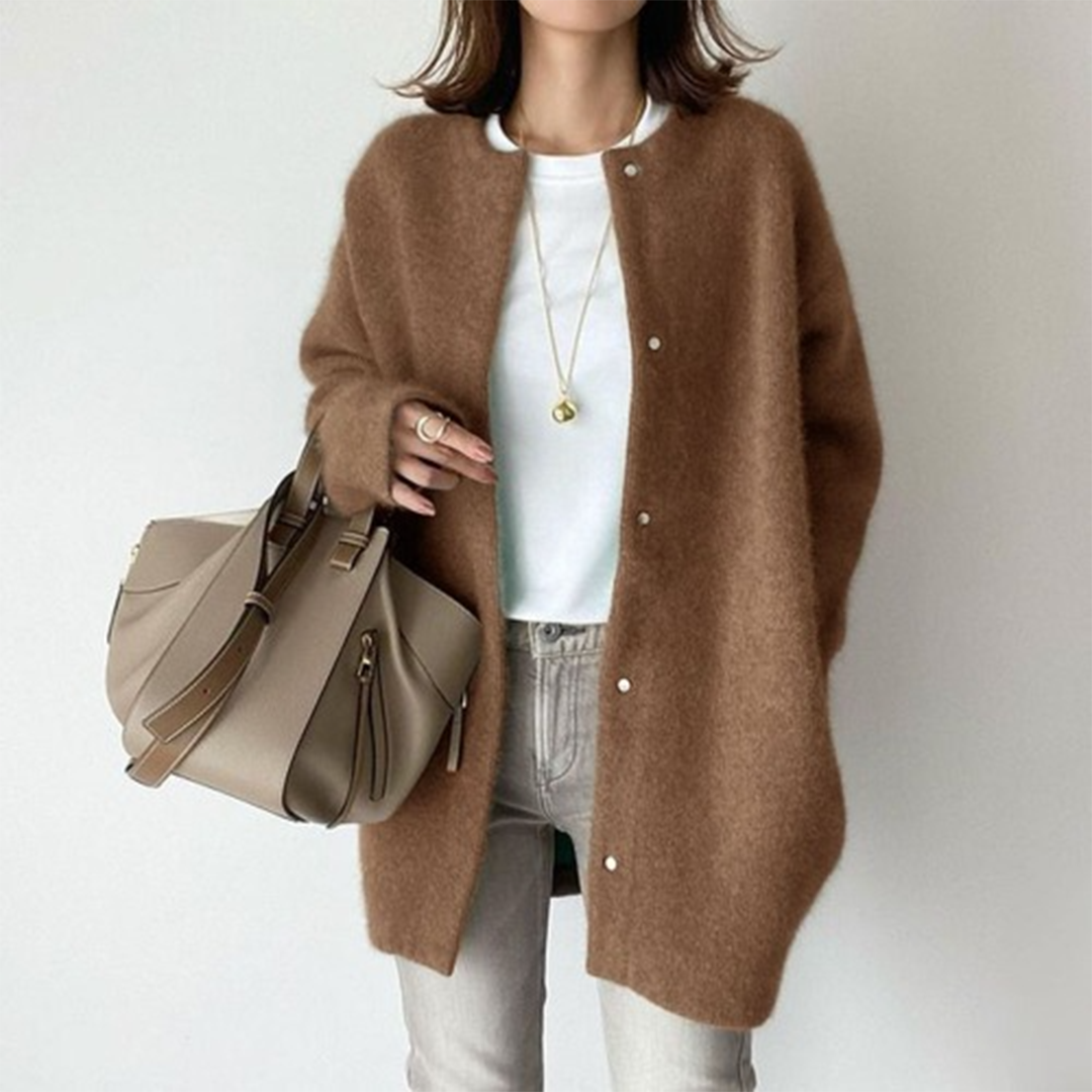 Soft Women's Jacket with Button Closure and Relaxed Fit - Image 6