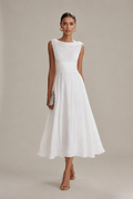 Mila – Stilvolles, ärmelloses Abendkleid mit raffiniertem Kragen