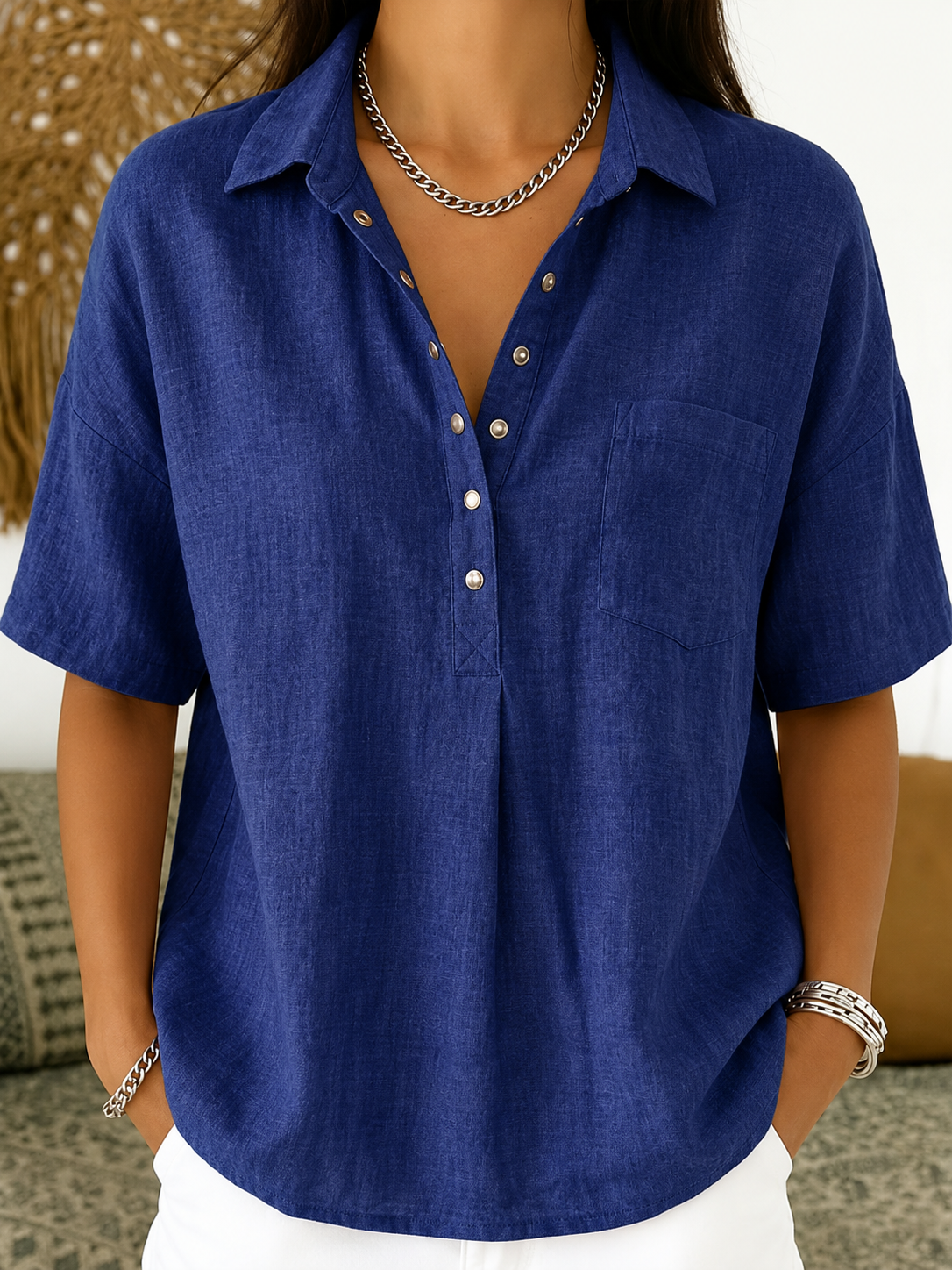 Thea – Legere Bluse mit Knopfverschluss am Kragen