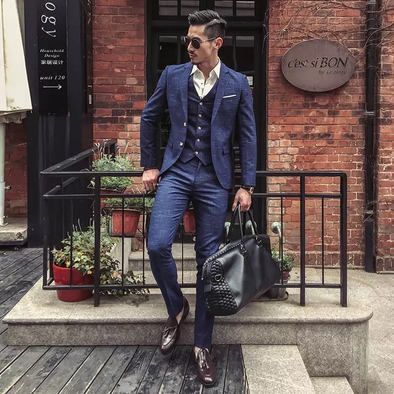 Viktor – Tailored Three-Piece Suit - Image 5