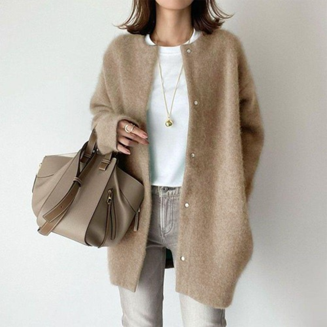 Soft Women's Jacket with Button Closure and Relaxed Fit - Image 2