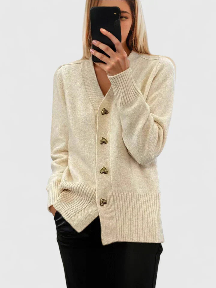 Cardigan Damen mit herzförmigen Knöpfen und V-Ausschnitt | J&B - 7 - Jasminaboutique.com