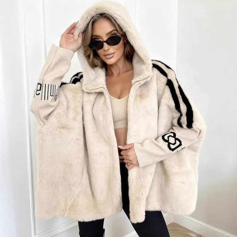 Damen Jacke mit Kapuze und sportlichen Streifen | J&B