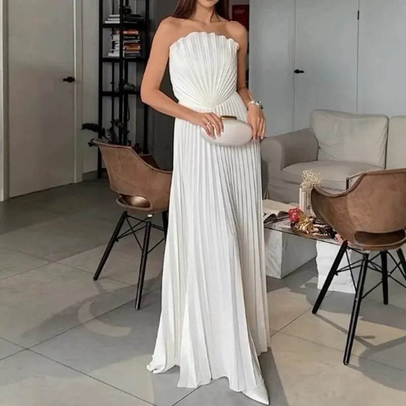 Lia – Elegantes, trägerloses Plisseekleid für besondere Momente