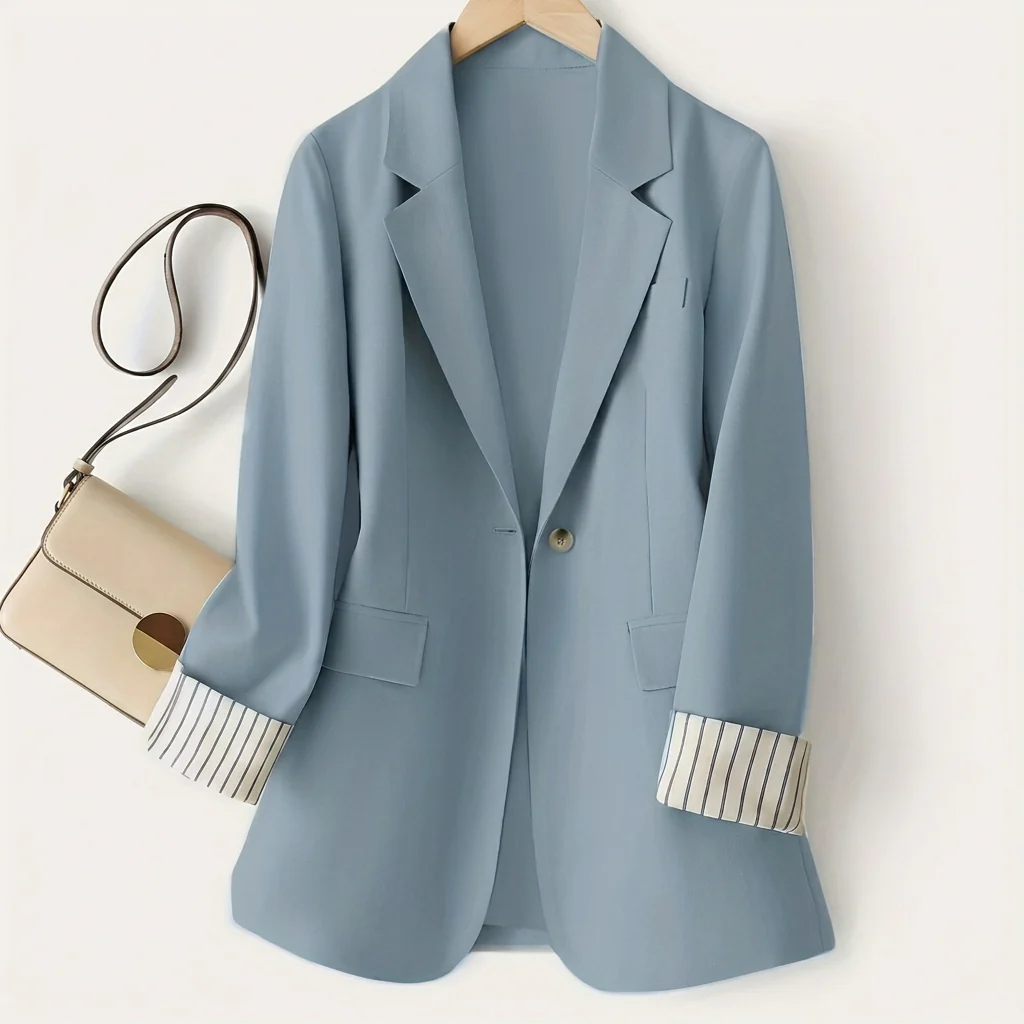 Blazer Damen in strukturierter Passform mit kontrastierenden Manschetten | J&B