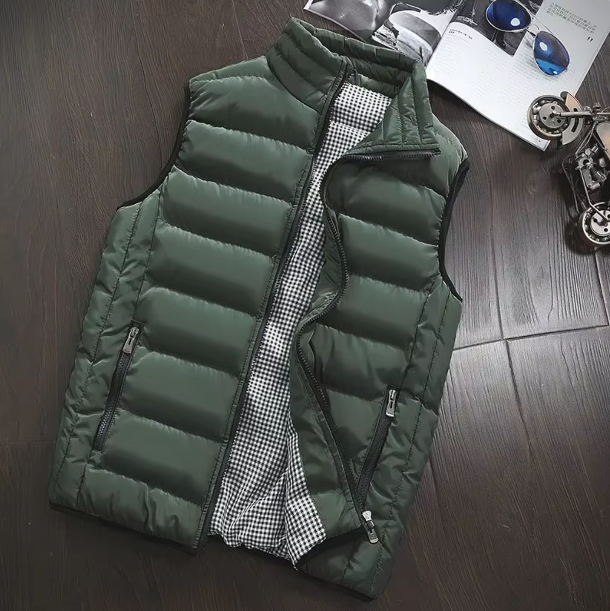 Padded Vest Men's with Stand Collar and Zip Closure - Image 3